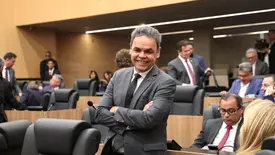 Na Alepi, Dr. Gil Carlos defende mais ensino sobre o Piauí na educação básica (Foto: Assessoria)