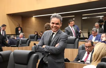 Na Alepi, Dr. Gil Carlos defende mais ensino sobre o Piauí na educação básica