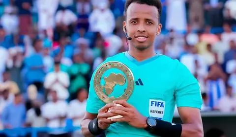 Omar Artan, árbitro africano da Somália