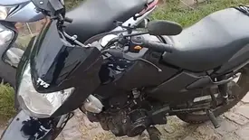 PM recupera duas motos roubadas após perseguição a criminosos em Teresina (Foto: Conecta Piauí)