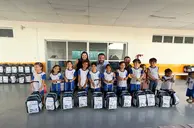 Prefeito Francisco Emanuel entrega sapatos a alunos da rede municipal
