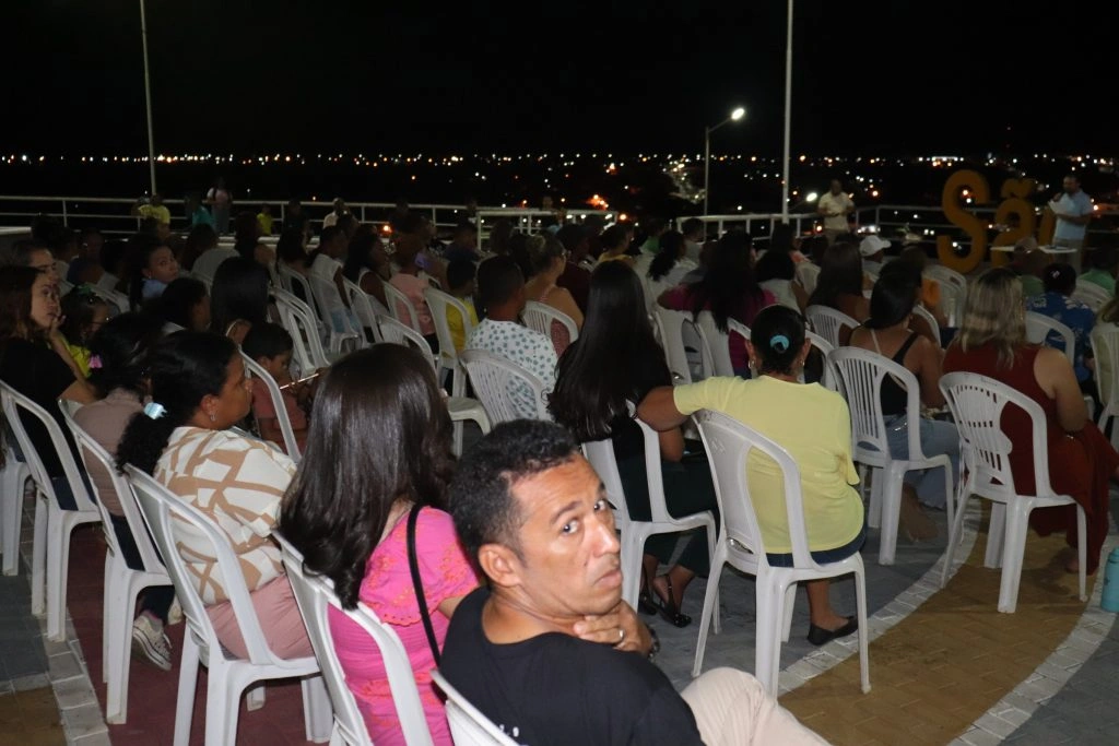 Prefeitura de São Raimundo Nonato entrega mais de 250 Títulos de Propriedade pelo programa Meu Pedacinho de Chão