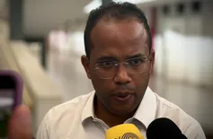 Enzo Samuel responde Fábio Novo e cobra solução para coleta de lixo em Teresina