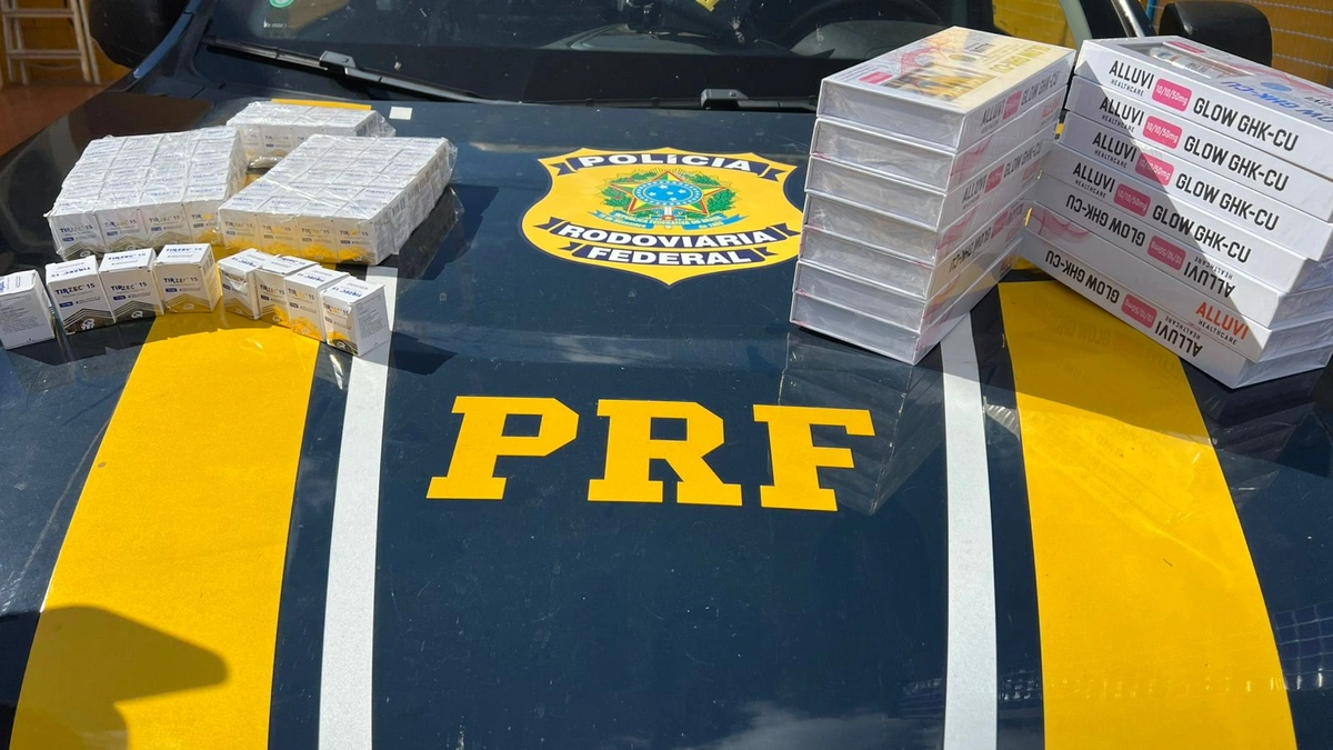 PRF apreende 256 ampolas de canetas emagrecedoras ilegais na BR-316 em Picos