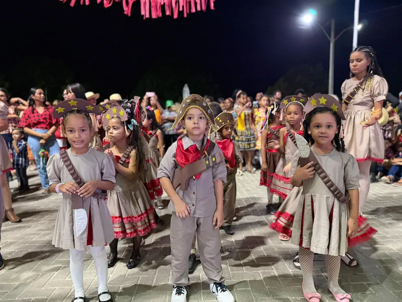 Quadrilha "Nossas Raízes" emociona público e celebra a cultura em Pau D'Arco