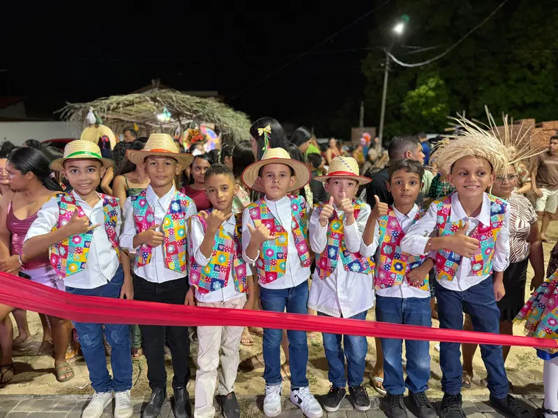 Quadrilha "Nossas Raízes" emociona público e celebra a cultura em Pau D'Arco