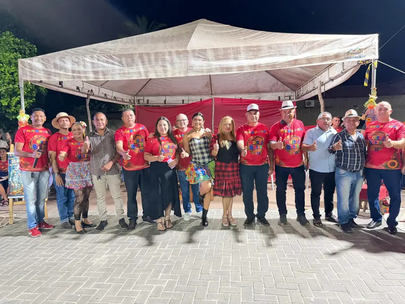 Quadrilha "Nossas Raízes" emociona público e celebra a cultura em Pau D'Arco