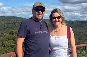 Querido casal Thiago Monteiro e Sayd Saba curtindo as belezas de Pedro II (Foto: Instagram)