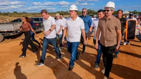 Rafael Fonteles vistoria obras da PI-216 e autoriza reforma em Juazeiro (Foto: Gabriel Paulino)