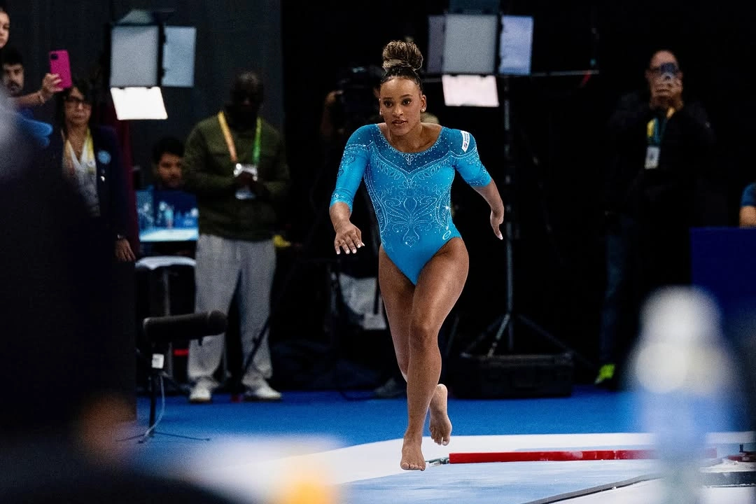 Rebeca Andrade conquista ouro no Pan do Rio em retorno triunfal às competições