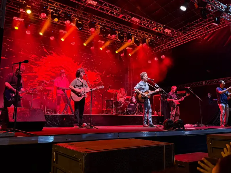 SaLiPi reúne multidão e fecha edição histórica com show de Nando Reis