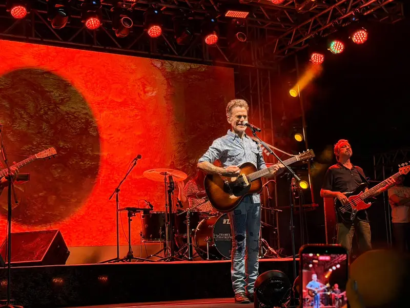 SaLiPi reúne multidão e fecha edição histórica com show de Nando Reis