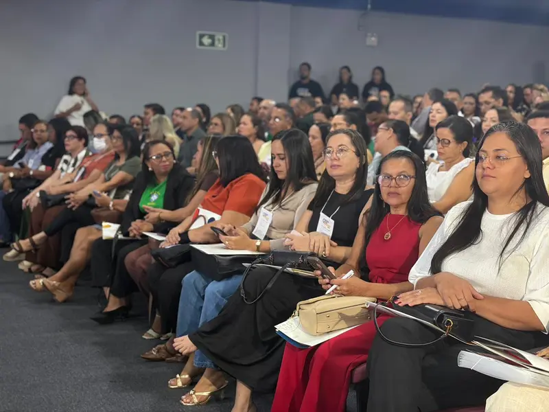 Seduc premia gestores com melhores notas no Enem durante Gestão que Transforma