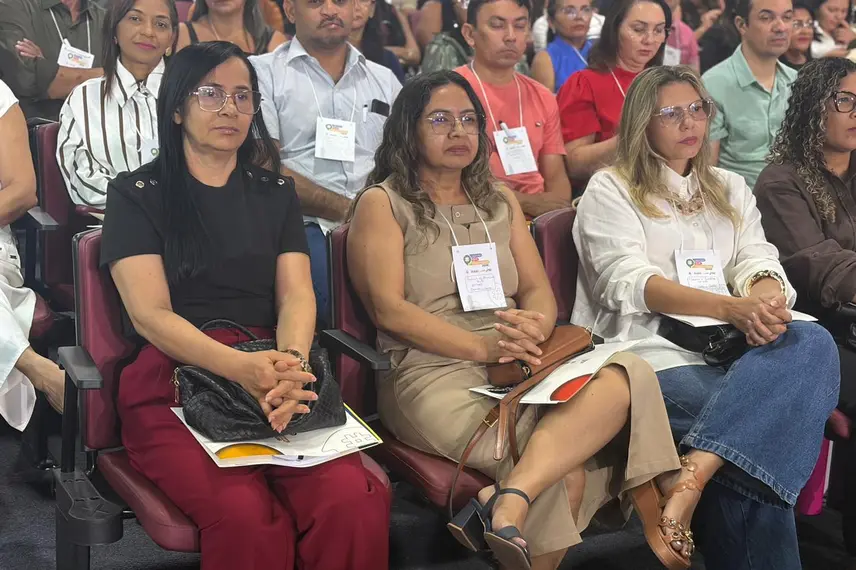 Seduc premia gestores com melhores notas no Enem durante Gestão que Transforma