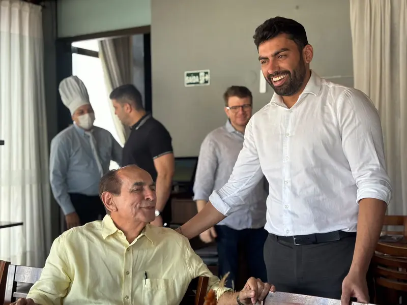 Senador Marcelo Castro promove almoço com lideranças e presta contas do mandato