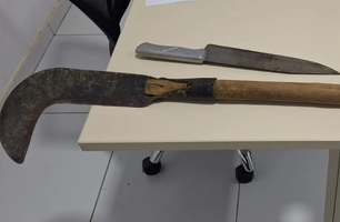 Suspeito de ameaçar a própria irmã com foice e faca é detido em Marcolândia (Foto: Reprodução)