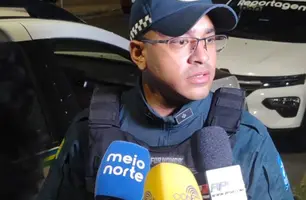Suspeitos de roubo fogem e deixam drogas e arma em apartamento (Foto: Reprodução)
