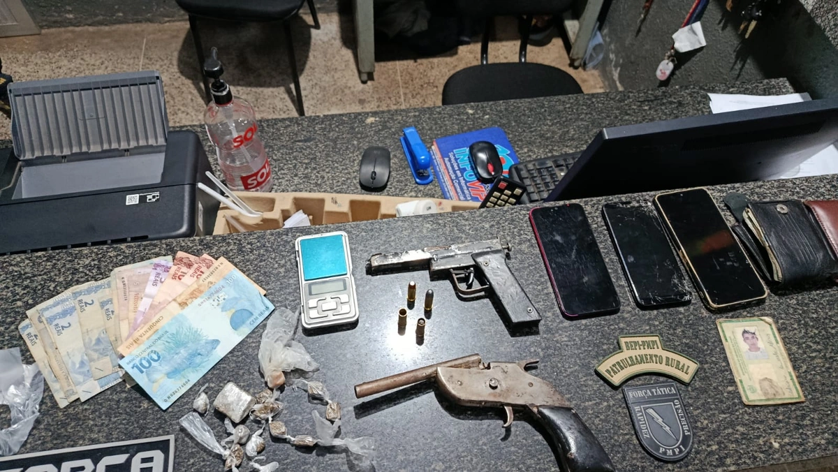 Trio é preso com drogas e armas dentro de oficina usada para o tráfico em Piripiri