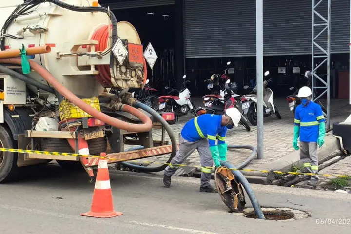 Águas do Piauí amplia acesso ao saneamento com mais de 300 novas ligações de esgoto em Floriano