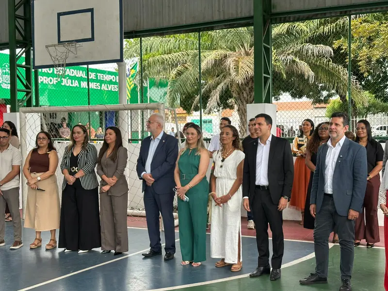 Alunos de escola em Teresina criam projeto tecnológico e vão para Portugal