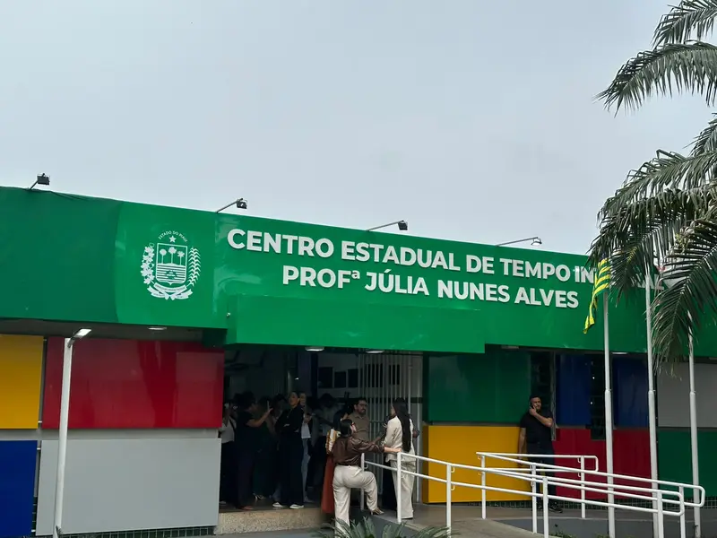Alunos de escola em Teresina criam projeto tecnológico e vão para Portugal