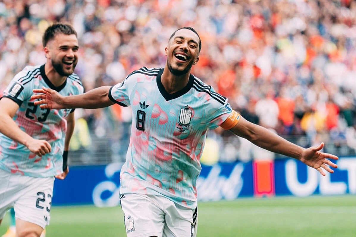 Bélgica vira jogo incrível contra Senegal e garante vaga nas oitavas da Copa