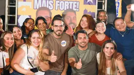 Casa cheia: Breno Macedo e Marcos Aurélio mobilizam apoiadores em grande reunião (Foto: Ascom)