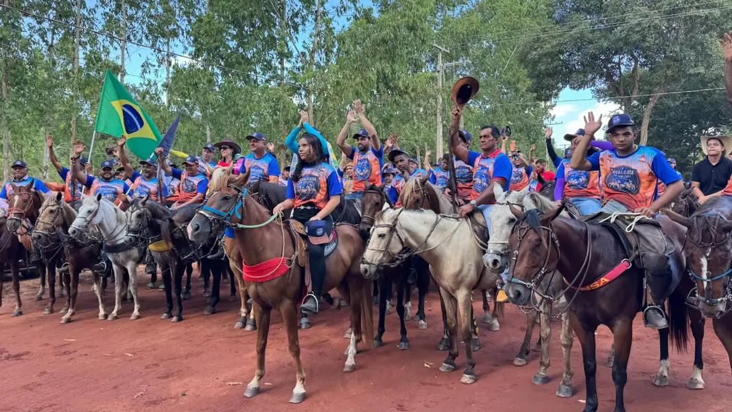 Cavalgada da Amizade abre 3ª etapa do CAMPIV e reúne multidão em José de Freitas