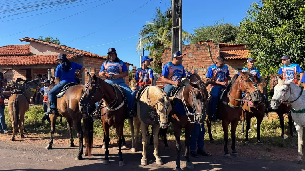 Cavalgada da Amizade abre 3ª etapa do CAMPIV e reúne multidão em José de Freitas