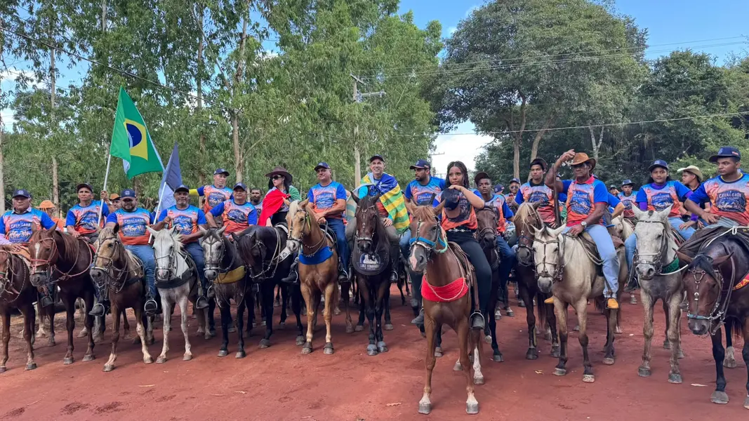 Cavalgada da Amizade abre 3ª etapa do CAMPIV e reúne multidão em José de Freitas