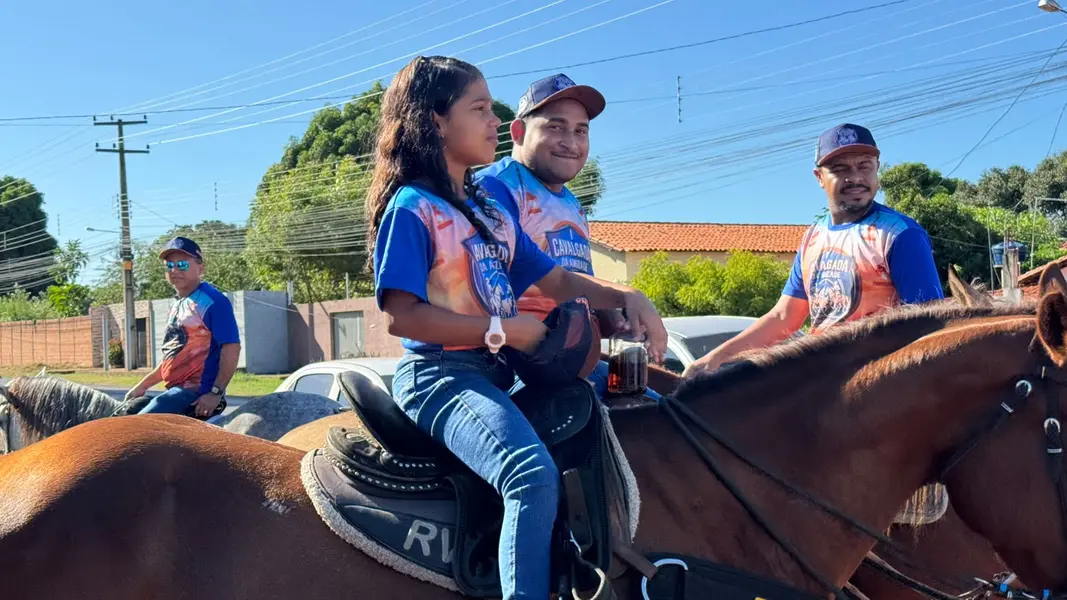 Cavalgada da Amizade abre 3ª etapa do CAMPIV e reúne multidão em José de Freitas