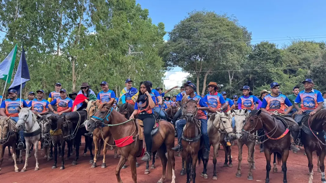Cavalgada da Amizade abre 3ª etapa do CAMPIV e reúne multidão em José de Freitas