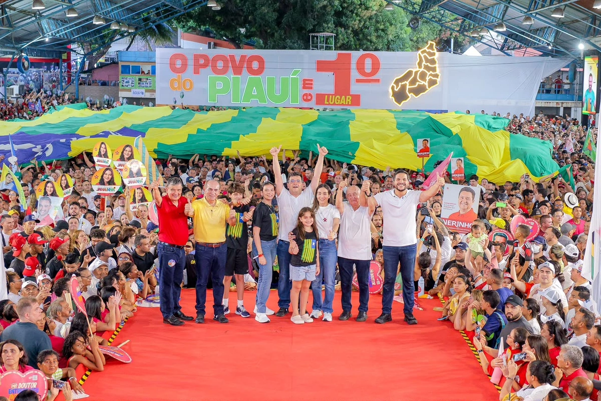 Convenção do Time do Povo reúne 60 mil pessoas e homologa candidatura de Fonteles