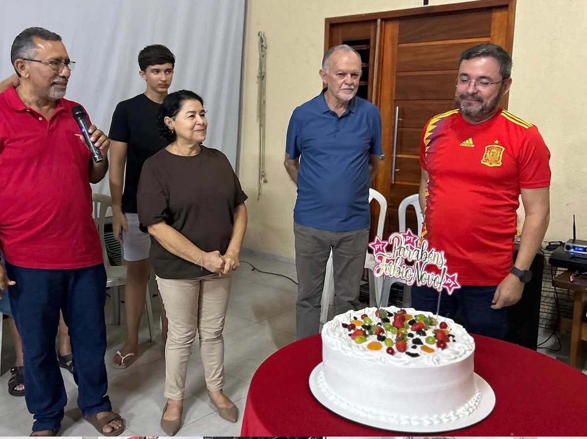 Deputado Fábio Novo participa de encontro com lideranças políticas em Parnaíba