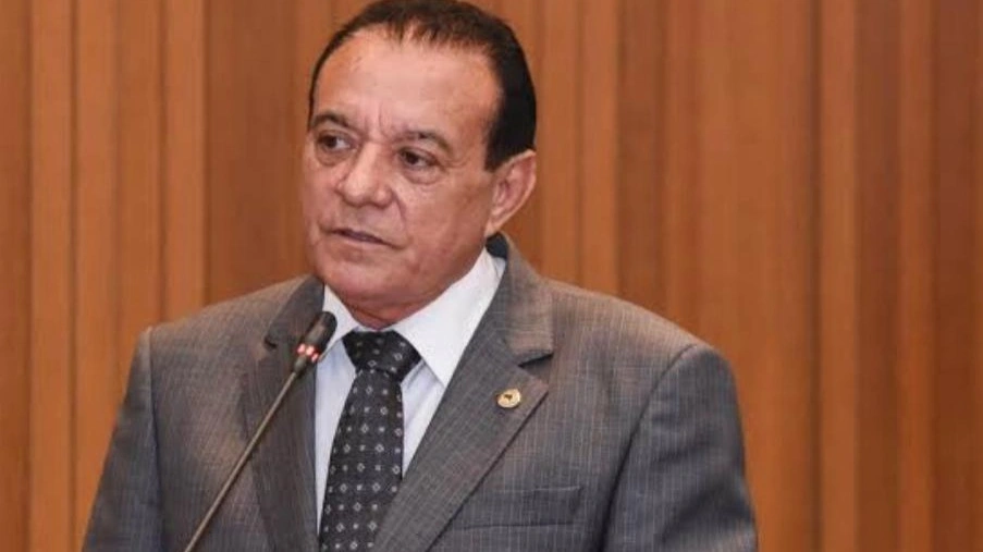 Determinações de Flávio Dino contra Raimundo Cutrim jogam especulações na política