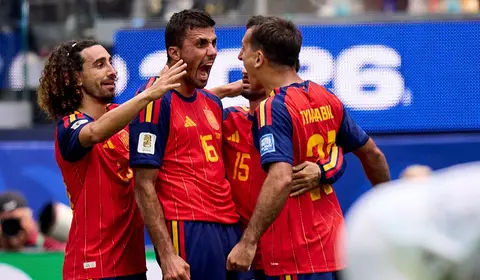 Espanha goleia Áustria, quebra jejum em mata-mata e avança às oitavas da Copa