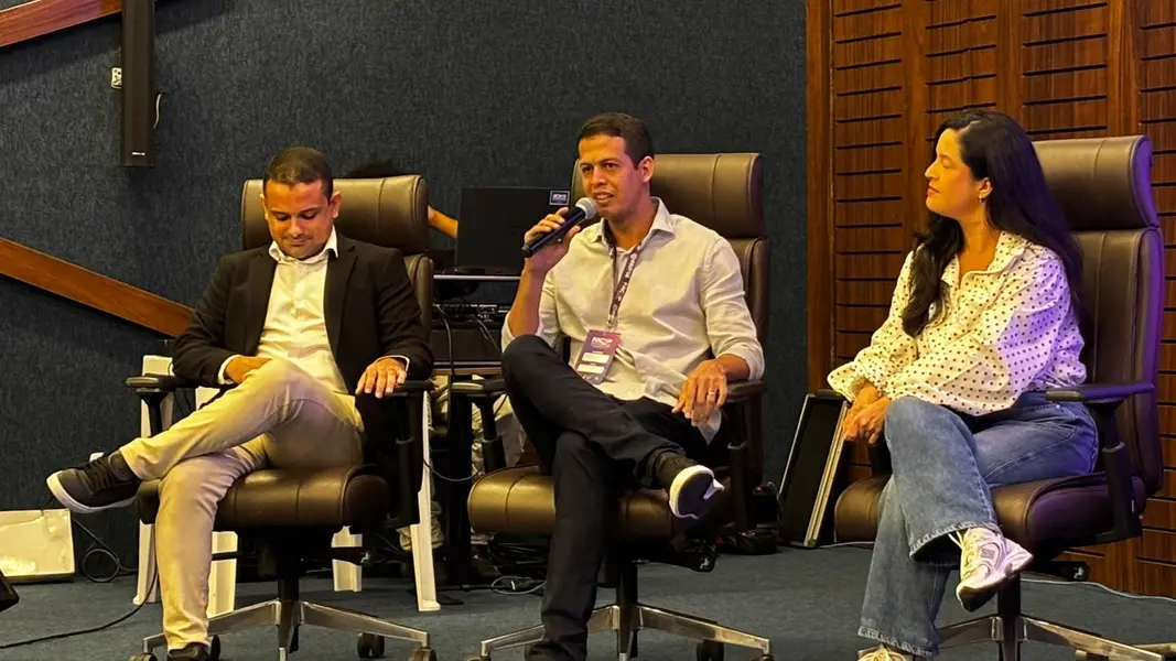Facop Maker Lab reúne comunicadores políticos para capacitação em Teresina
