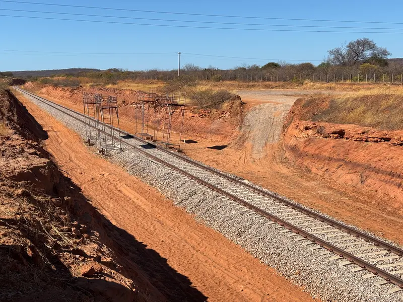 Ferrovia Transnordestina supera 80% de execução e acelera operação no Piauí