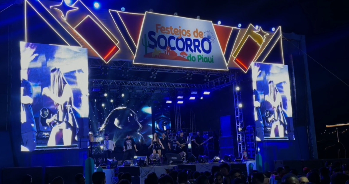 Festejos de Socorro do Piauí reúnem multidão em noite de shows e tradição