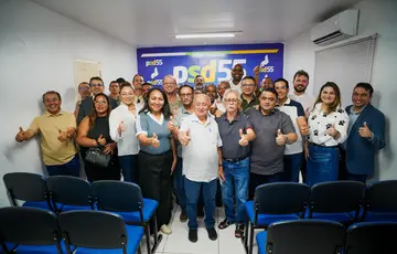G-30 declara apoio à pré-candidatura de Júlio César ao Senado Federal