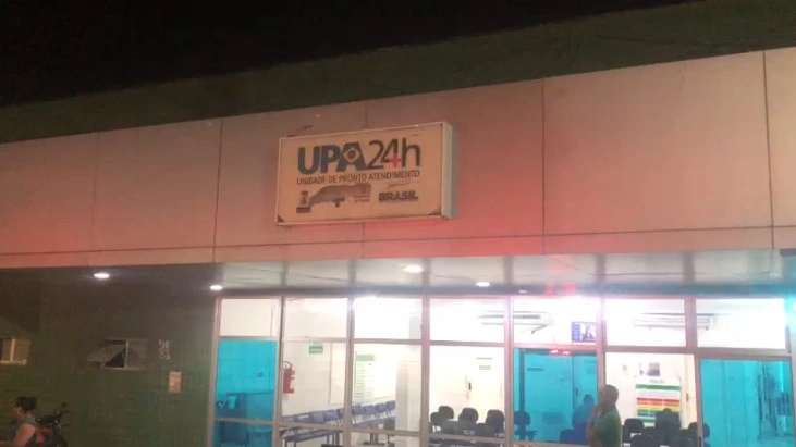 Jovem com tornozeleira eletrônica morre após ataque a tiros na porta de casa