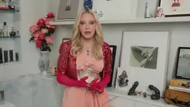Madonna abre as portas de sua mansão e revela ter 'pênis brasileiros' no banheiro (Foto: Reprodução)
