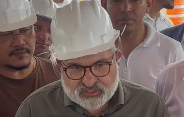 Ministro dos Transportes George Santoro