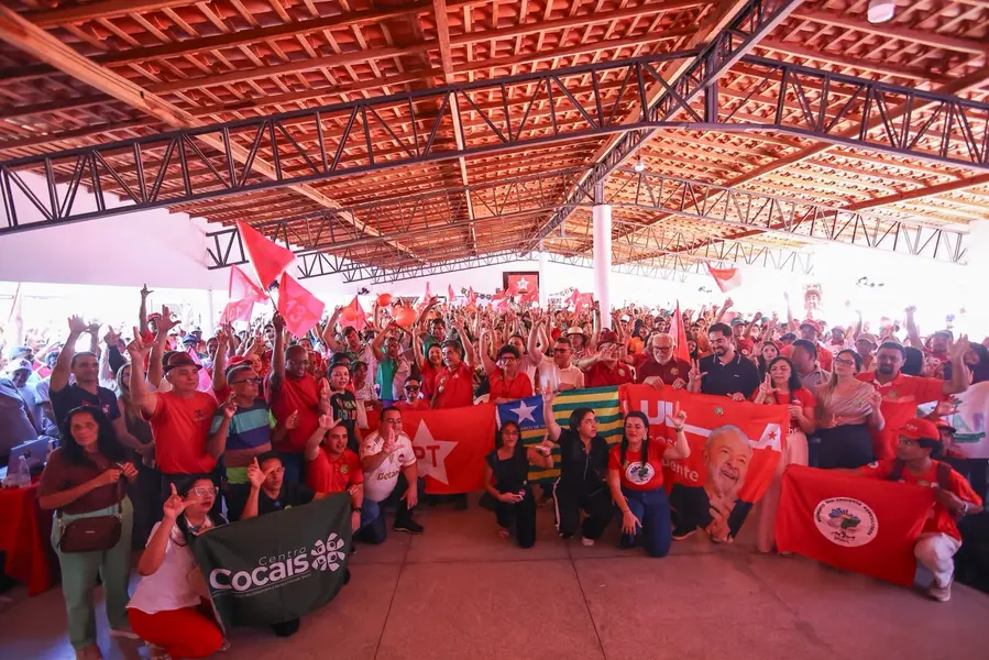 Movimentos sociais reúnem 1,2 mil pessoas e reafirmam apoio a Limma em Esperantina