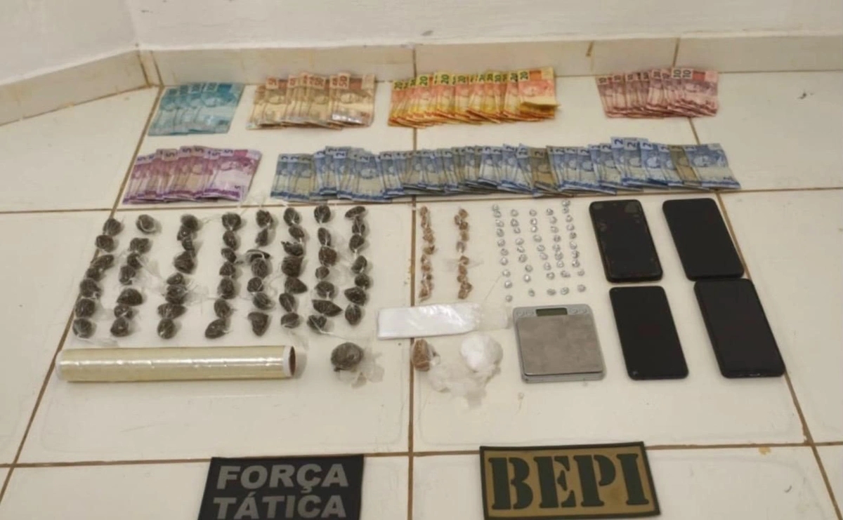 PM desarticula ponto de tráfico e apreende drogas em São Raimundo Nonato