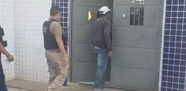 Polícia de Timon captura 3 homens com mandados de prisão em aberto