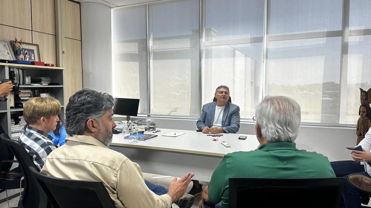 Presidente do TCE aponta subsídio como solução para o transporte público