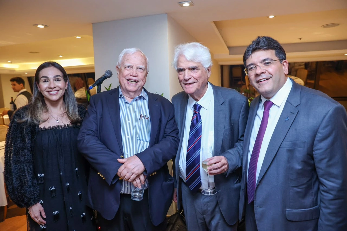 Rafael e Isabel Fonteles participam de homenagem aos 80 anos do economista Aloísio