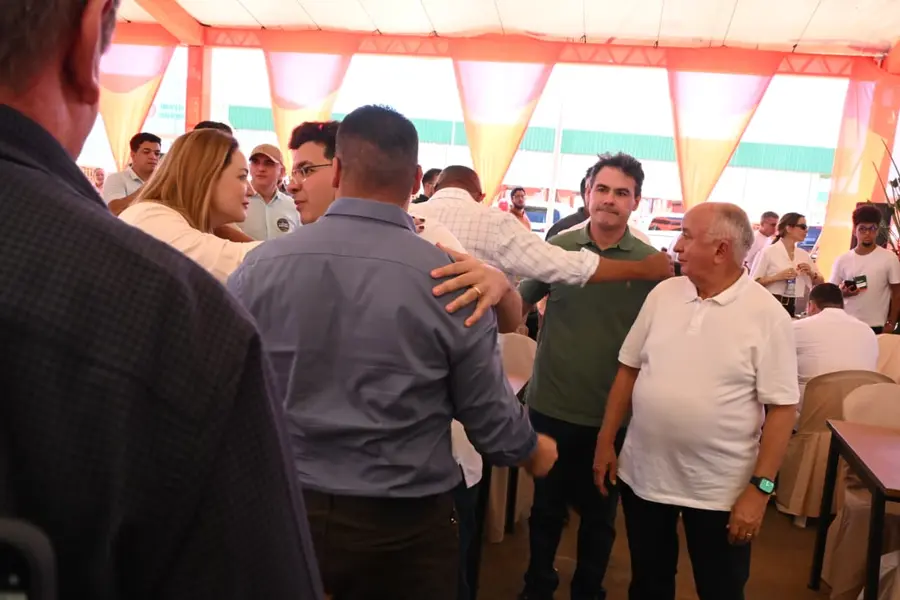 Rafael visita primeira indústria de etanol de milho do Piauí em Uruçuí
