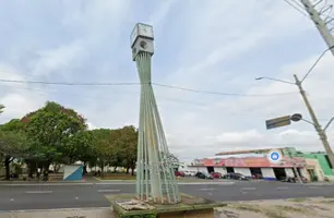 Relógio da Vermelha, em Teresina (Foto: Google Maps)